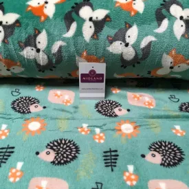 Foxes & hedgehog reversible medium weight Cuddle Fleece 100% Polyester 58" M701