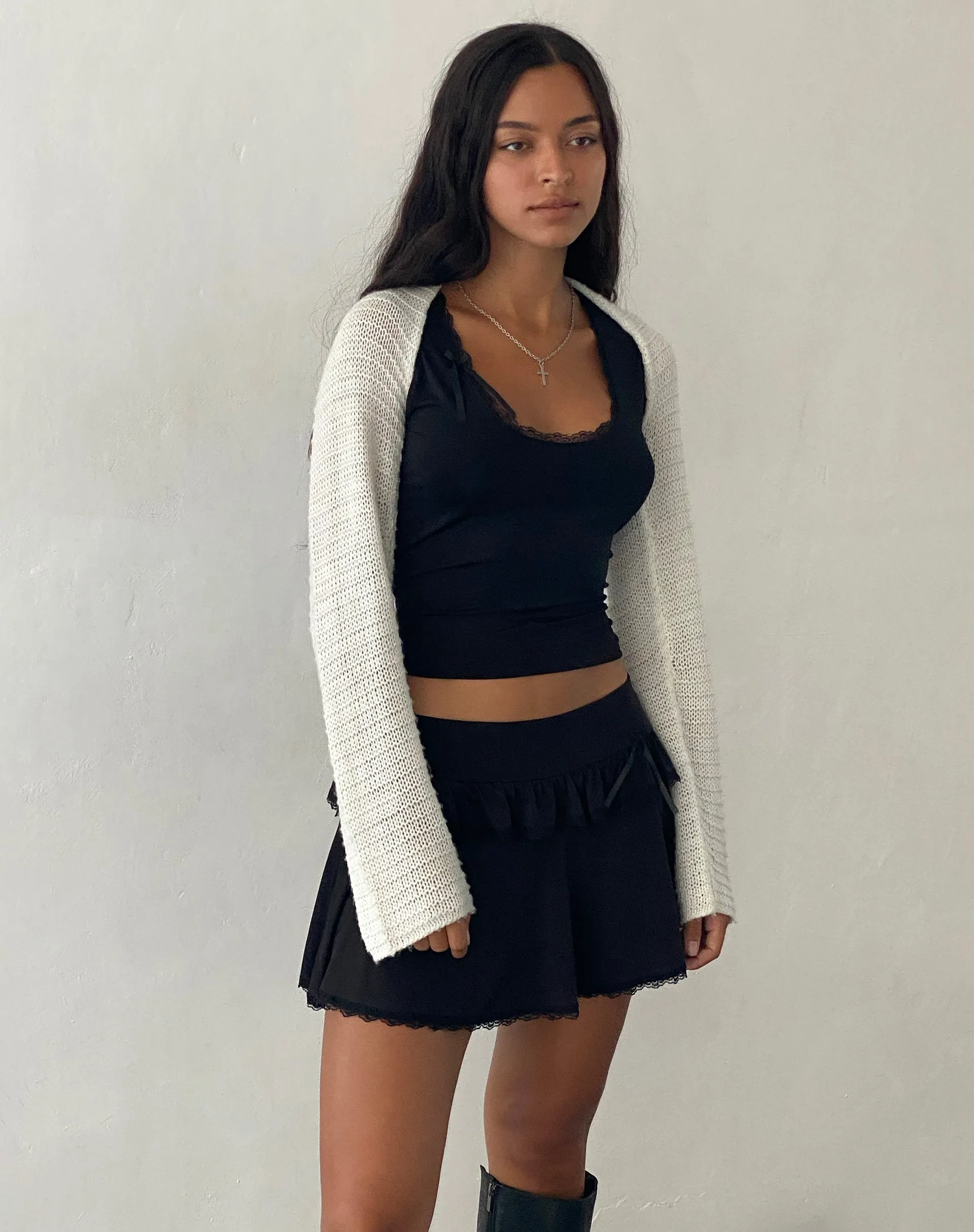 Nobila Shrug Top in Ivory